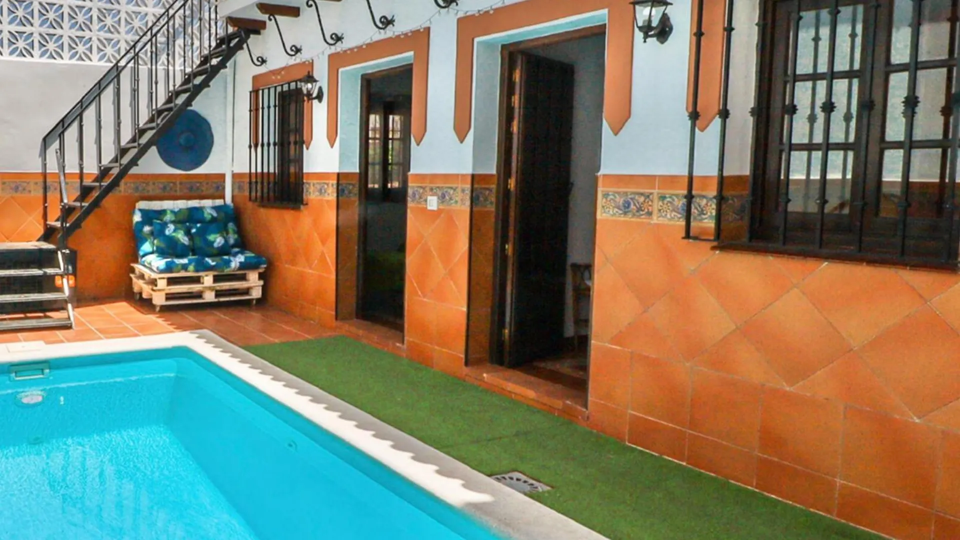 Villa SEÑORÍO de MARÍN piscina climatizada exterior Arriate 0*,  España